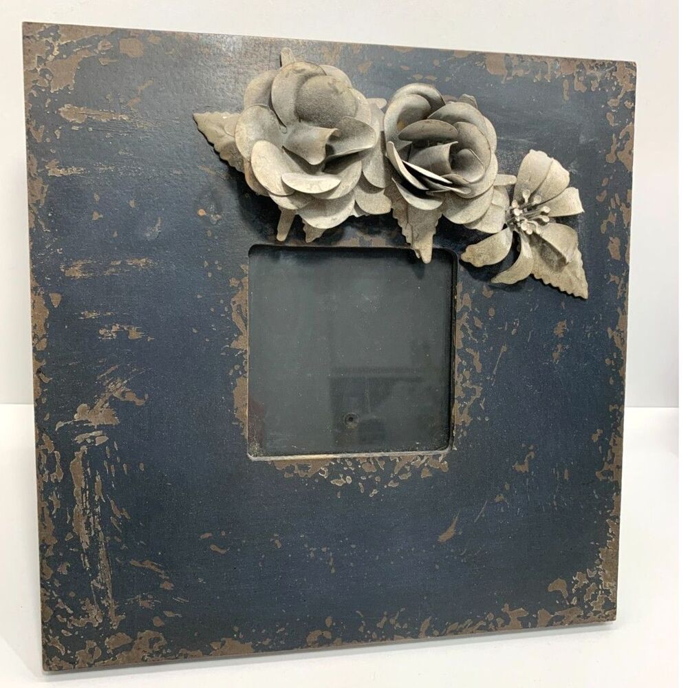 Creative Co-Op Distressed Wood 4x4 Photo Frame Metal Flowers Rustic Farmhouse